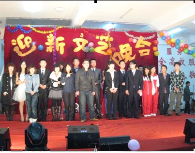 点击放大鼠标滚轮控制大小